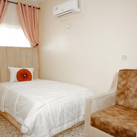 Nexus Xpress Hotel Abuja Bagian luar foto