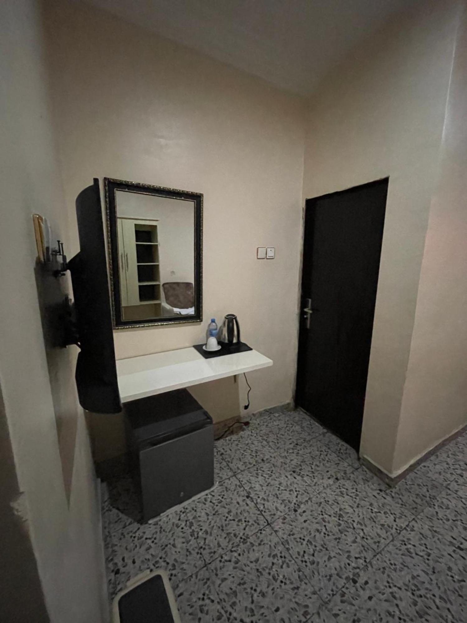Nexus Xpress Hotel Abuja Bagian luar foto