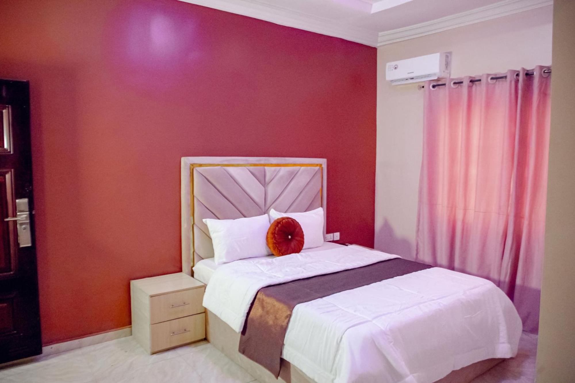 Nexus Xpress Hotel Abuja Bagian luar foto